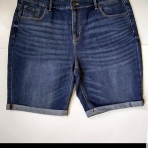 New Old Navy cuffed shorts